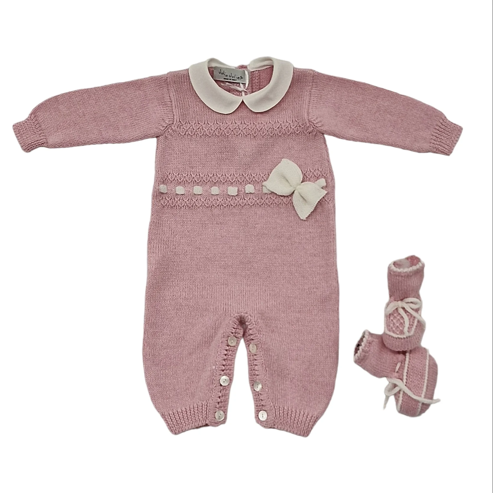 Tutina neonata 100% lana rosa con fiocco bianco e babbucce comprese - immagine 2