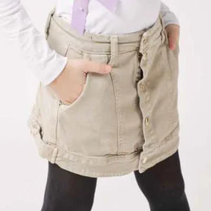 Gonna bambina stile shorts beige