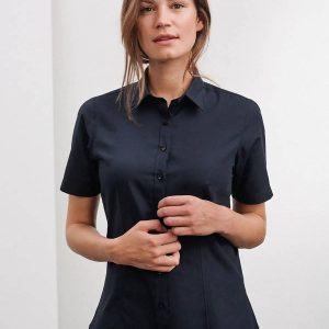 Ladies’ Shirt Shortsleeve Poplin